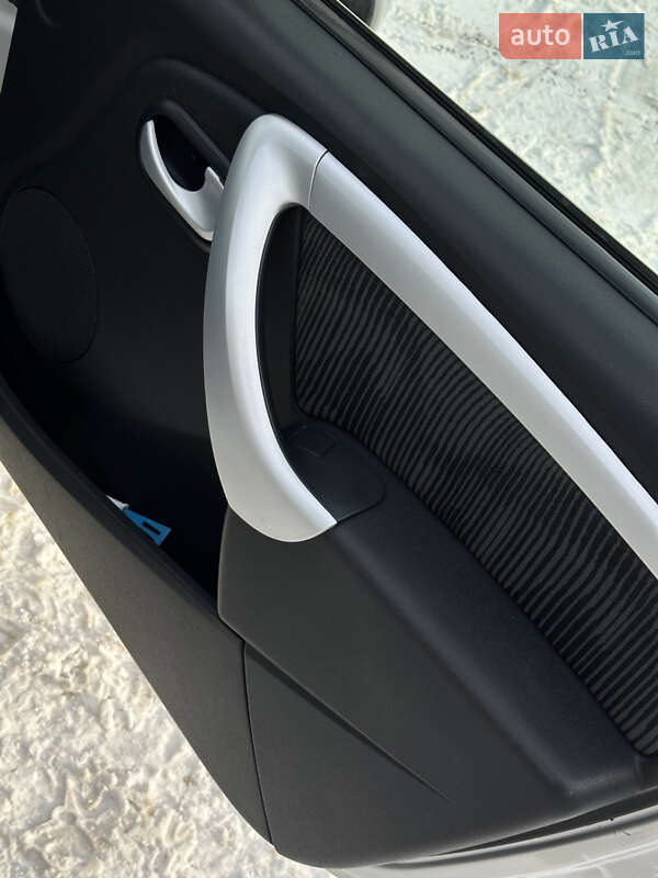 Універсал Dacia Logan MCV 2009 в Ромнах фото 19 Універсал Dacia Logan MCV 2009 в Ромнах