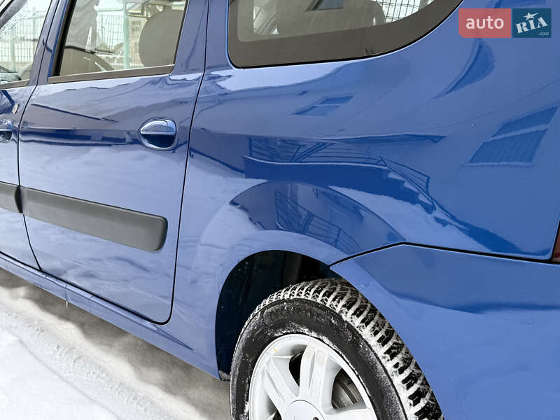 Универсал Dacia Logan MCV 2010 в Красилове