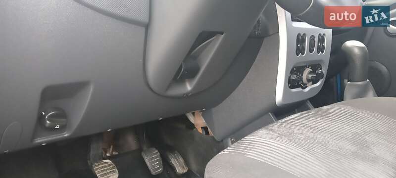 Универсал Dacia Logan MCV 2009 в Ивано-Франковске