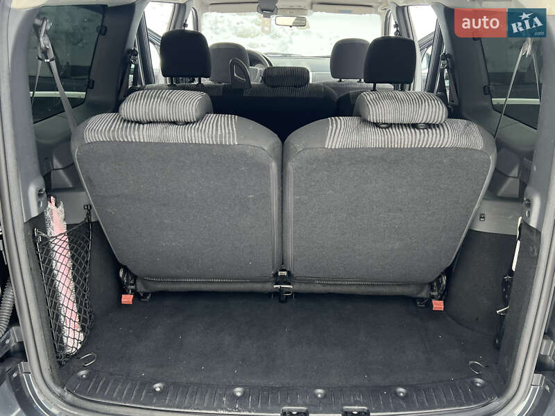 Универсал Dacia Logan MCV 2010 в Луцке фото 68 Универсал Dacia Logan MCV 2010 в Луцке