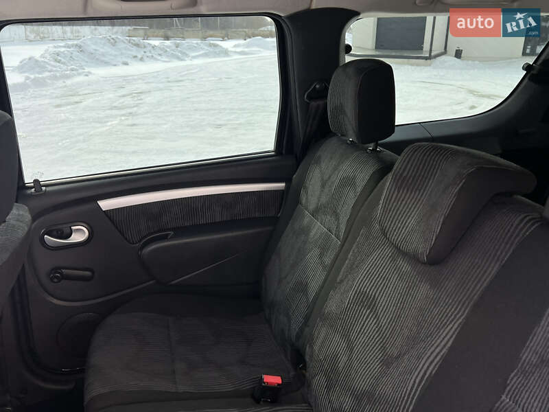 Универсал Dacia Logan MCV 2010 в Луцке фото 116 Универсал Dacia Logan MCV 2010 в Луцке