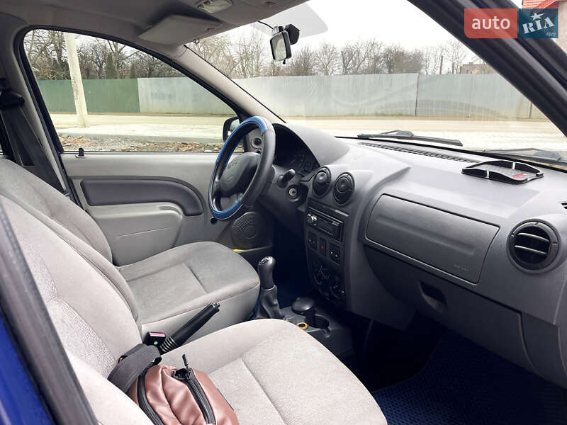 Универсал Dacia Logan MCV 2009 в Ужгороде фото 7 Универсал Dacia Logan MCV 2009 в Ужгороде