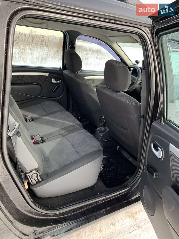 Универсал Dacia Logan MCV 2009 в Киеве