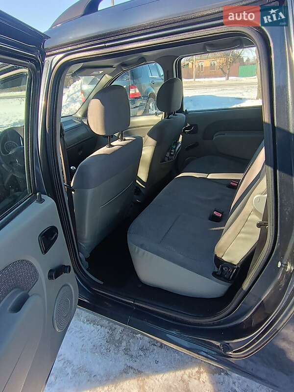 Универсал Dacia Logan MCV 2008 в Новомиргороде