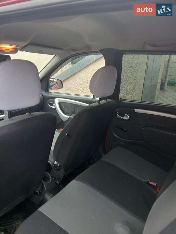 Универсал Dacia Logan MCV 2011 в Баштанке фото 9 Универсал Dacia Logan MCV 2011 в Баштанке