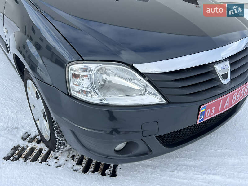 Универсал Dacia Logan MCV 2010 в Луцке