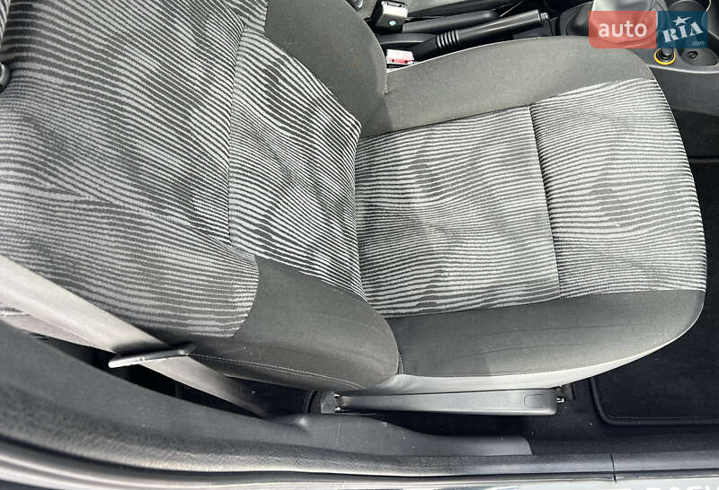 Универсал Dacia Logan MCV 2010 в Луцке