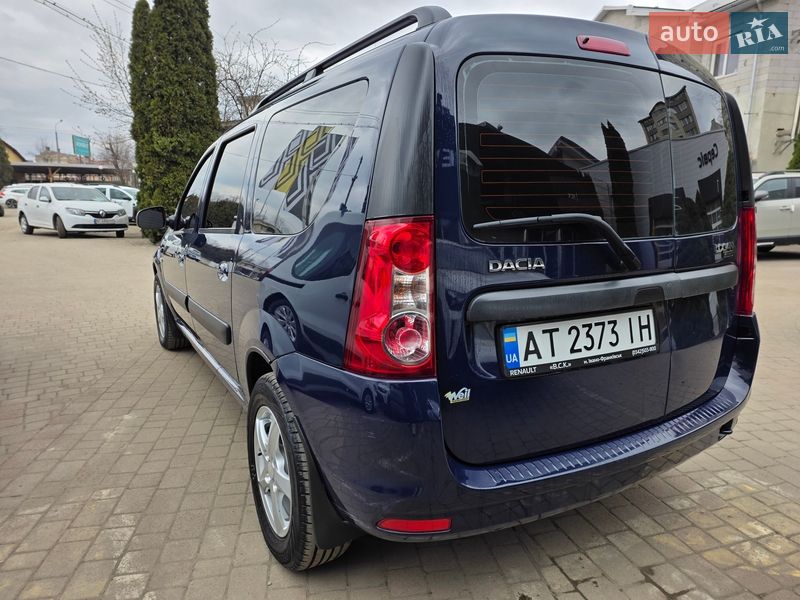 Седан Dacia Logan MCV 2010 в Ивано-Франковске