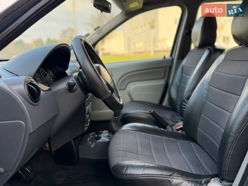 Универсал Dacia Logan MCV 2009 в Ровно