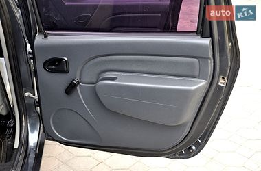 Универсал Dacia Logan MCV 2008 в Львове
