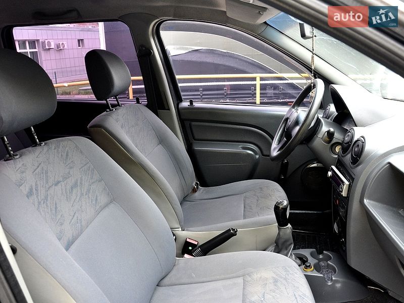 Универсал Dacia Logan MCV 2008 в Львове