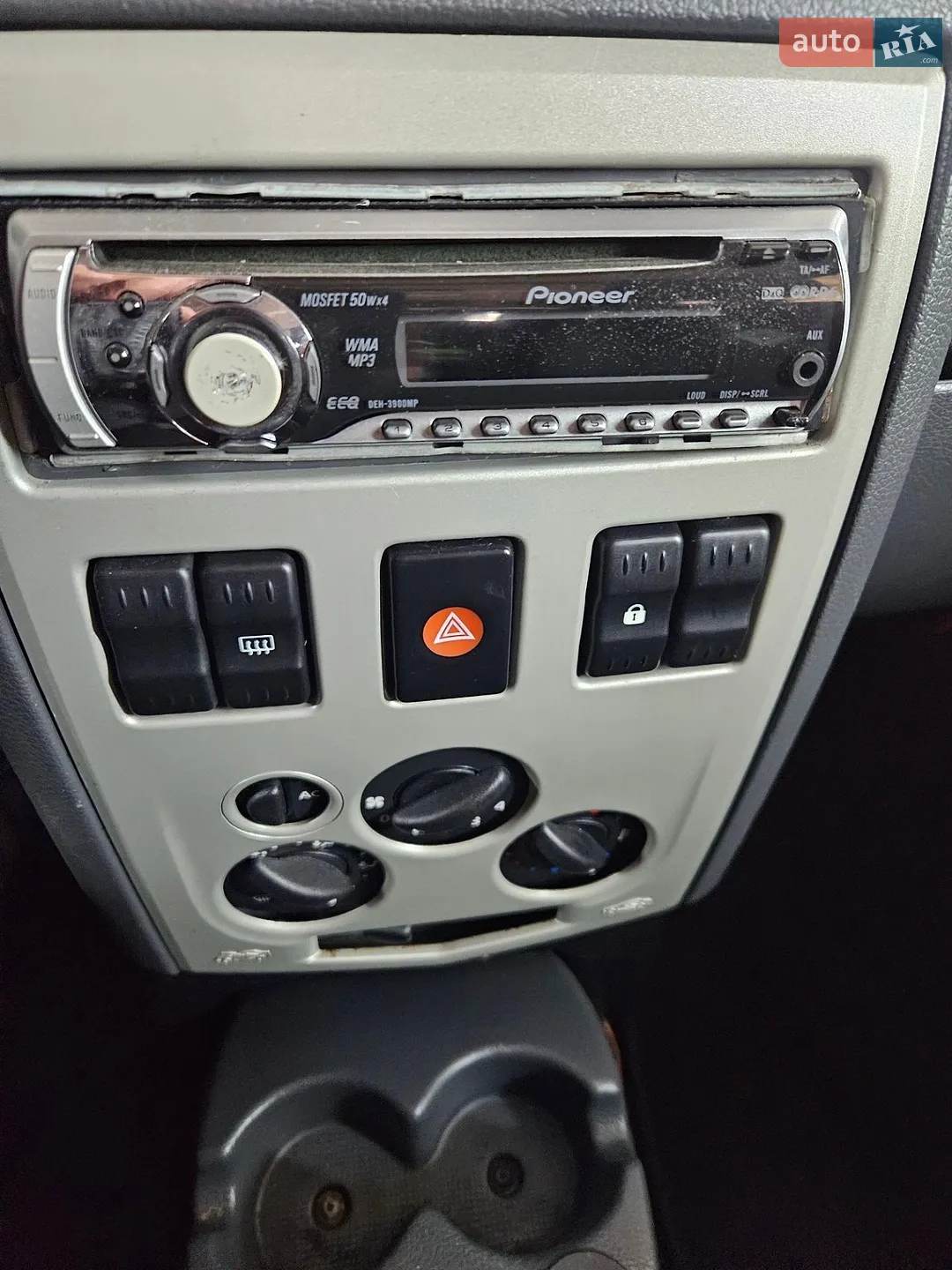 2010 Dacia Logan - мініатюра 2