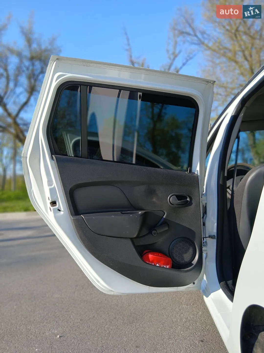 2015 Dacia Logan - мініатюра 12
