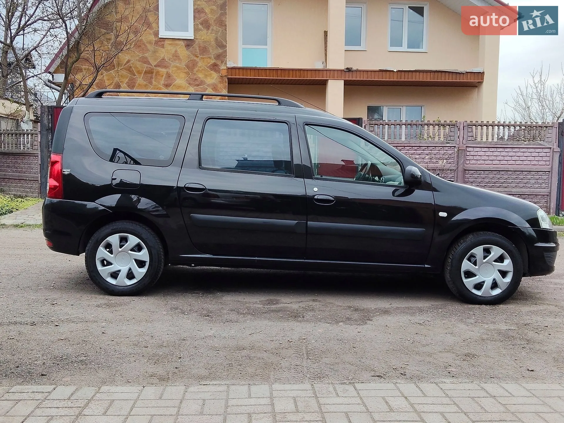 2010 Dacia Logan - мініатюра 12