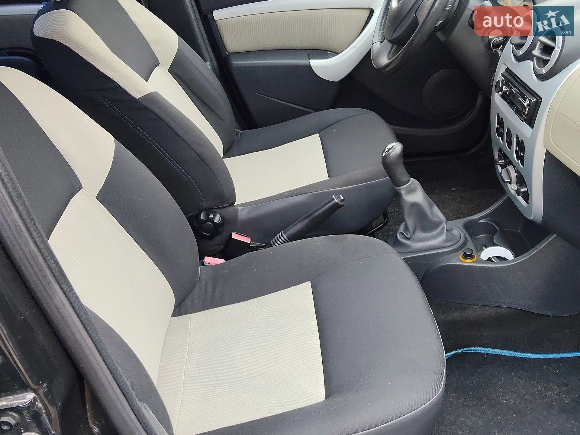 2010 Dacia Logan - мініатюра 41
