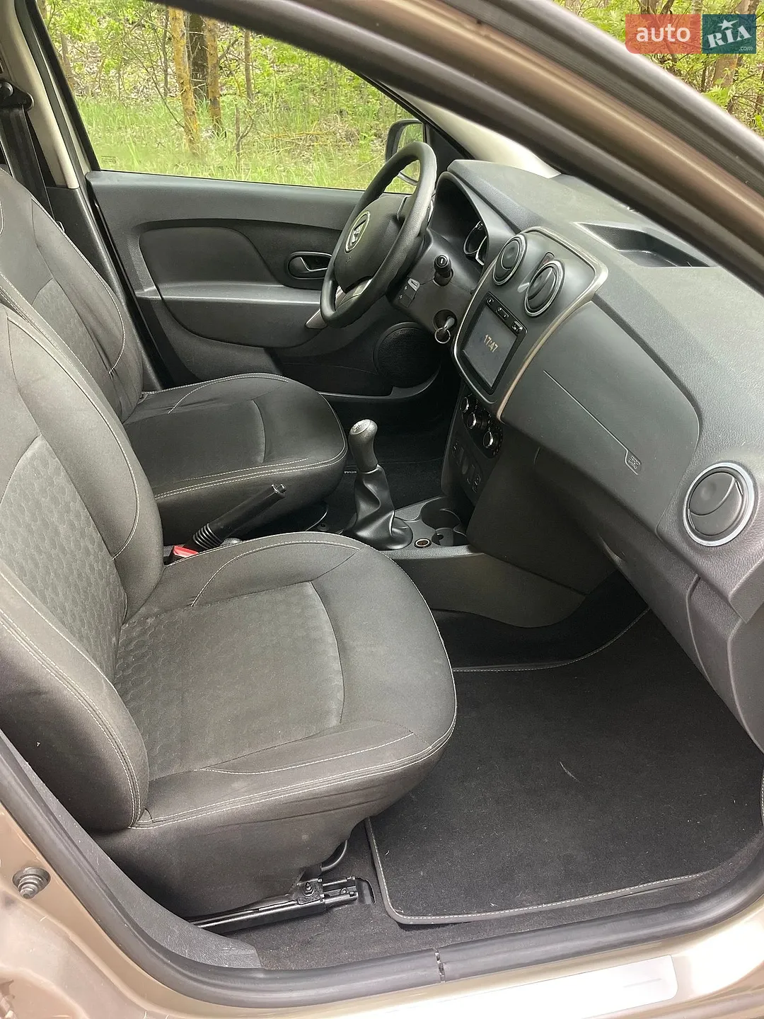 2014 Dacia Logan - мініатюра 16