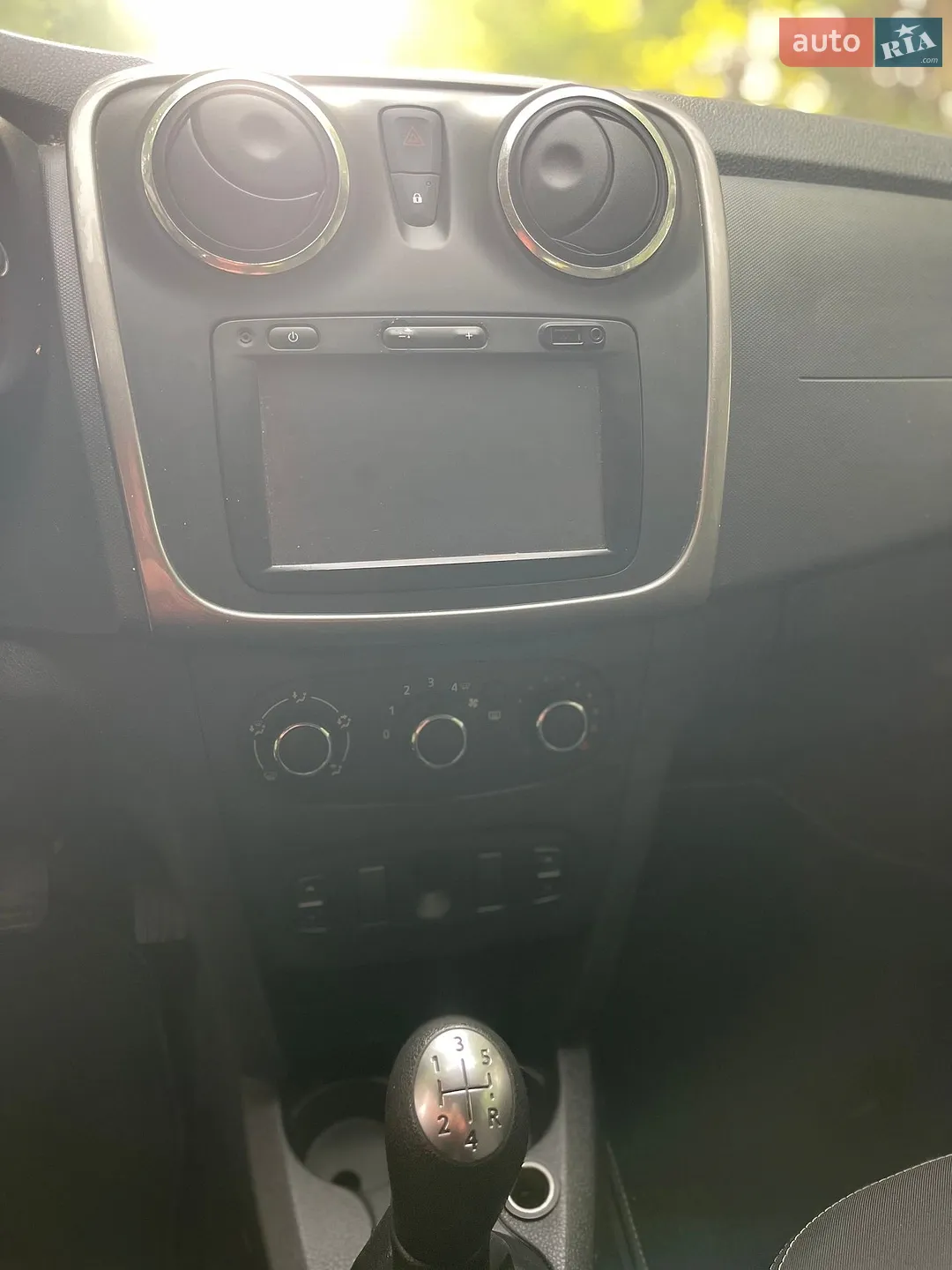 2014 Dacia Logan - мініатюра 25