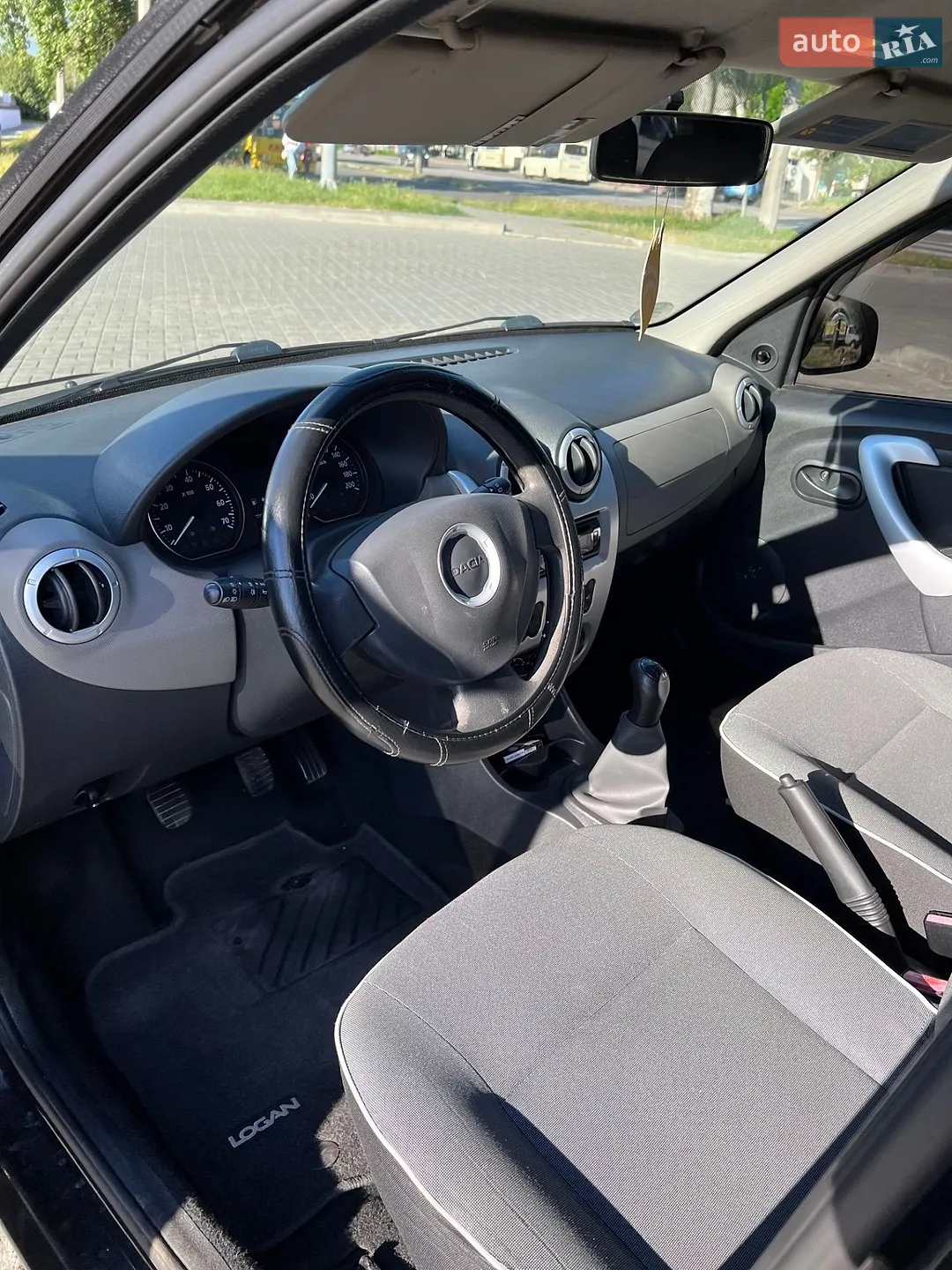 2012 Dacia Logan - мініатюра 16