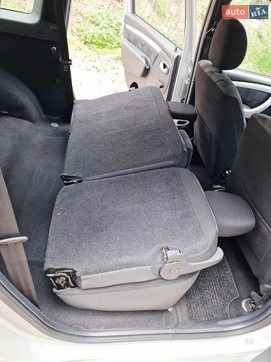2010 Dacia Logan - мініатюра 117