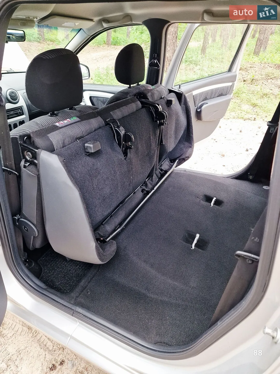 2010 Dacia Logan - мініатюра 121
