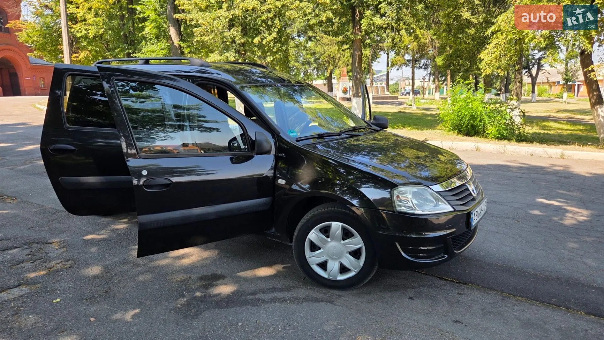 2012 Dacia Logan - мініатюра 16