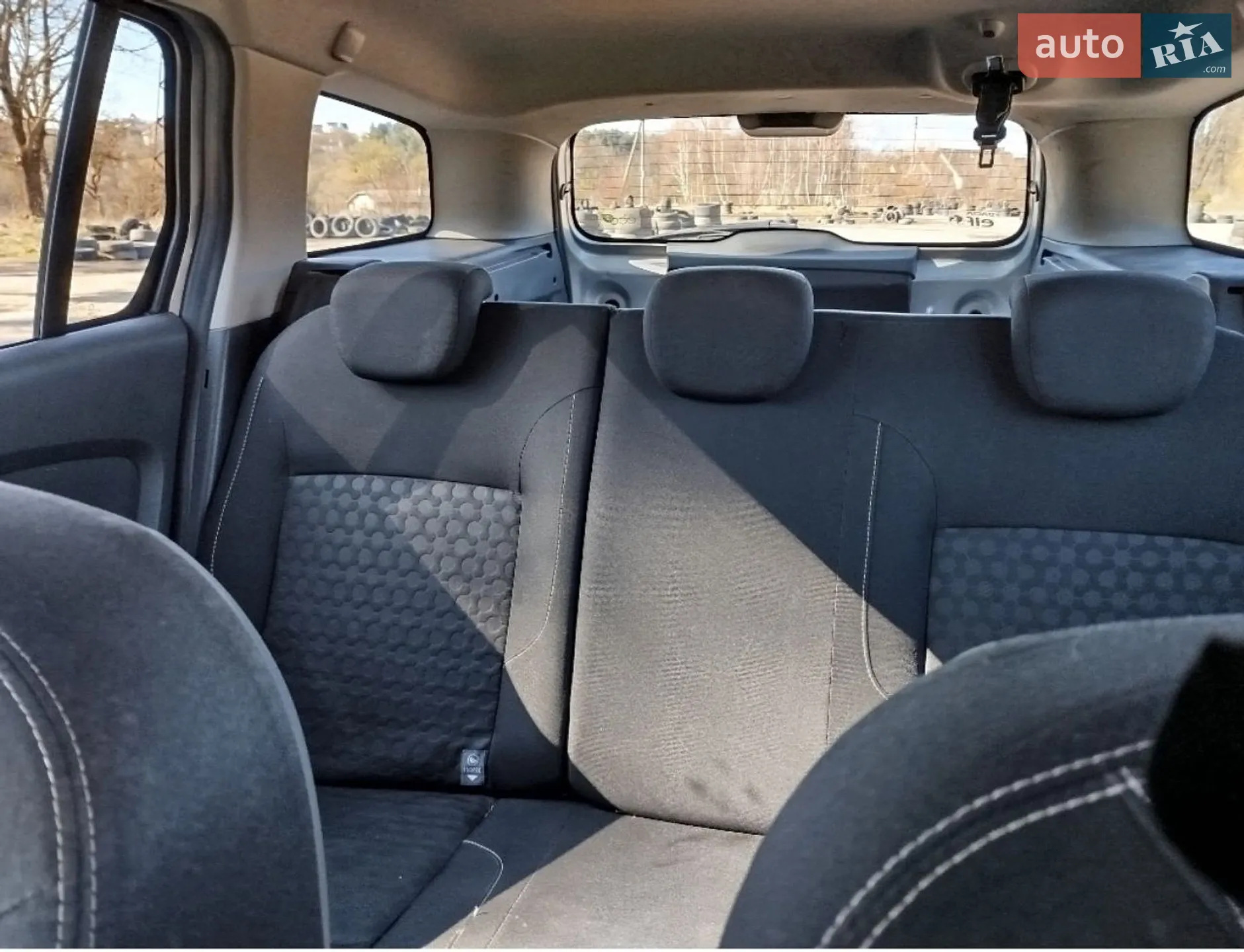 2014 Dacia Logan - мініатюра 6