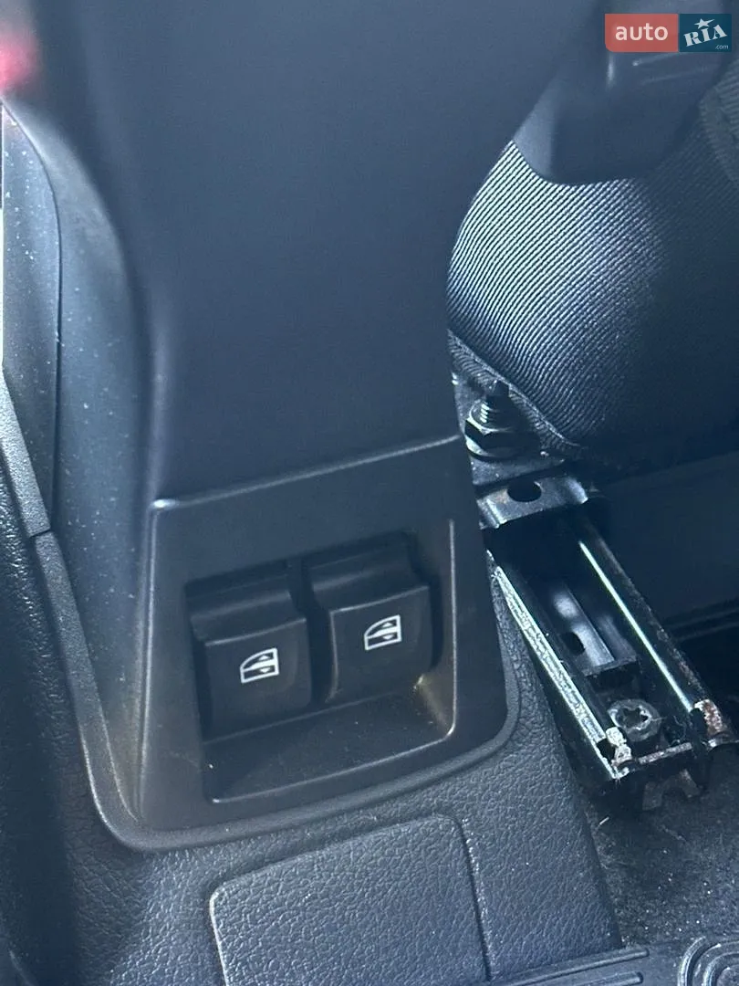 2015 Dacia Logan - мініатюра 18