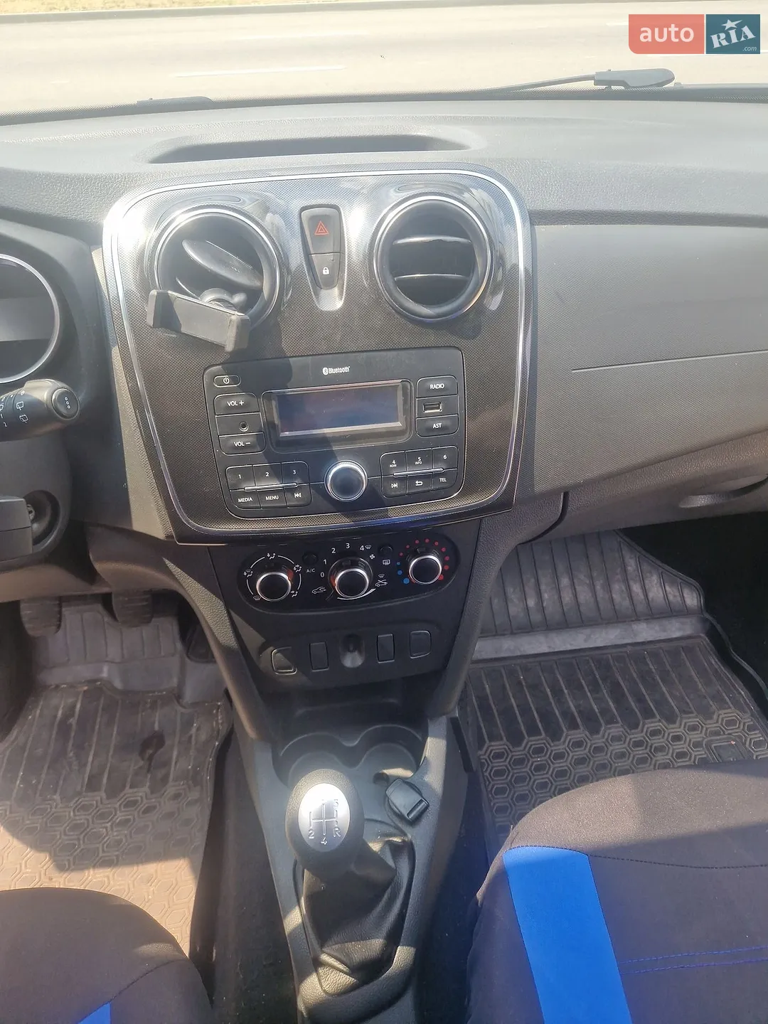 2018 Dacia Logan - мініатюра 16
