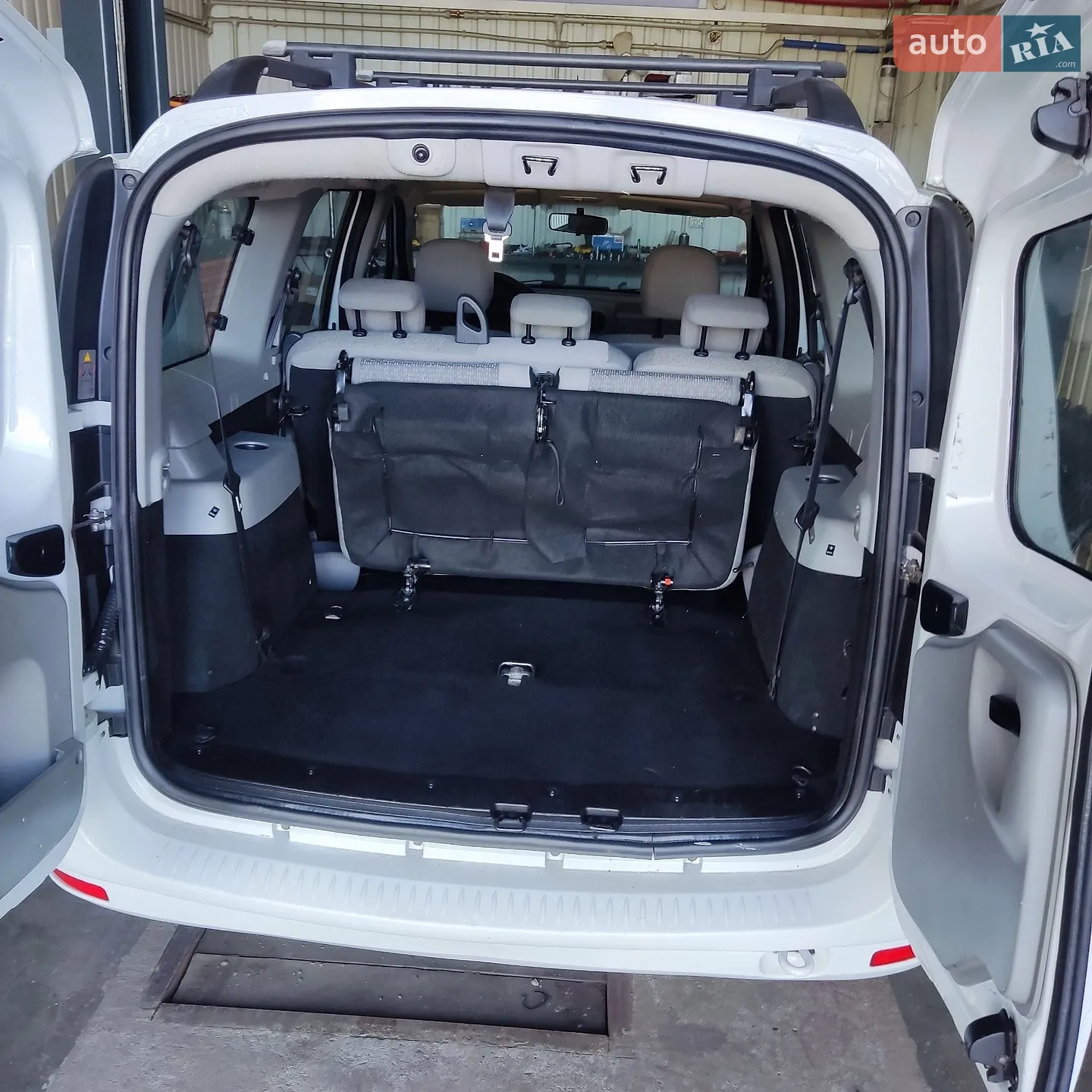 2011 Dacia Logan - мініатюра 27