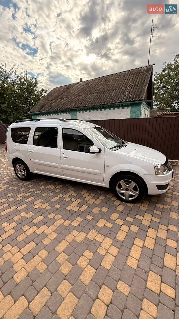 2010 Dacia Logan - мініатюра 17