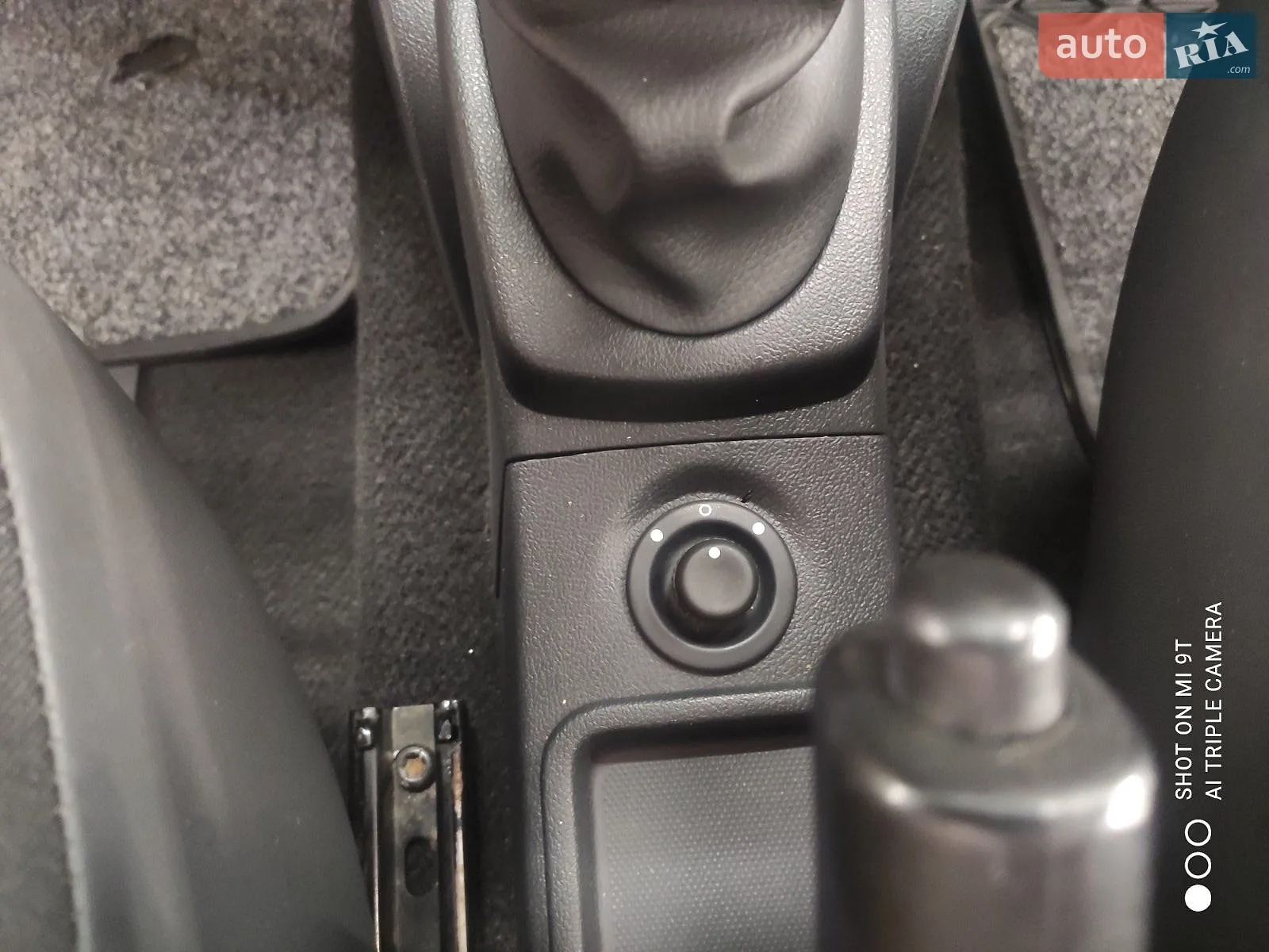 2011 Dacia Logan - мініатюра 23