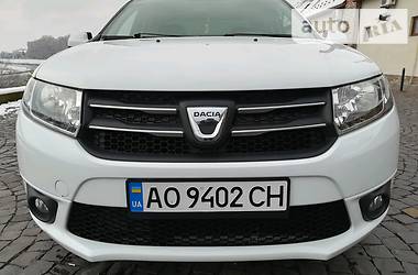 Седан Dacia Logan 2015 в Мукачево