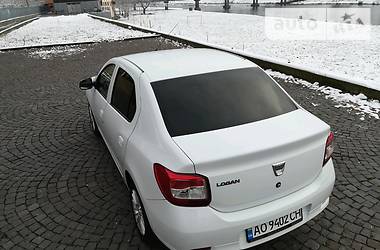 Седан Dacia Logan 2015 в Мукачево