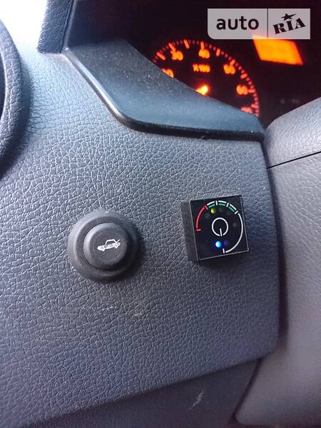 Седан Dacia Logan 2008 в Дубні фото 9 Седан Dacia Logan 2008 в Дубні