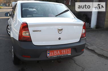 Седан Dacia Logan 2012 в 