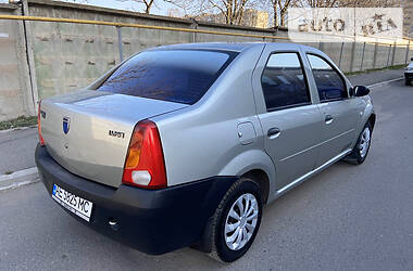 Седан Dacia Logan 2006 в 