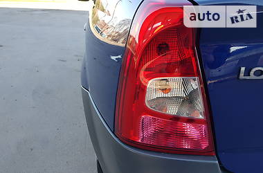 Седан Dacia Logan 2009 в 