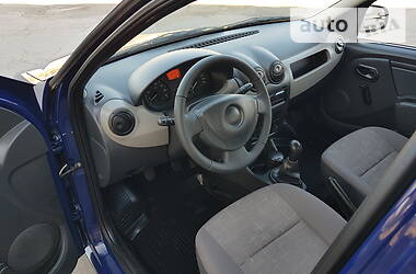 Седан Dacia Logan 2009 в 