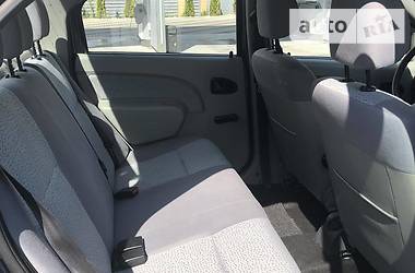 Седан Dacia Logan 2006 в 