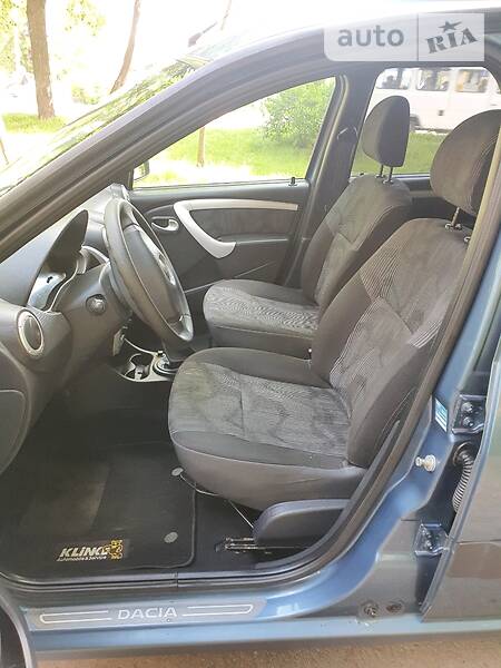 Універсал Dacia Logan 2009 в Полтаві