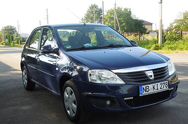 Седан Dacia Logan 2010 в Дрогобичі