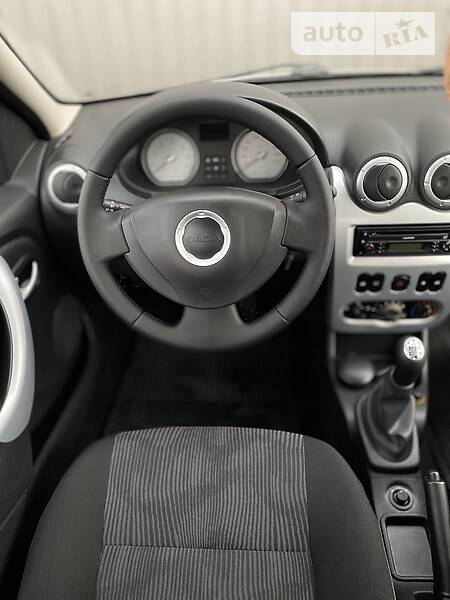 Универсал Dacia Logan 2009 в Дрогобыче