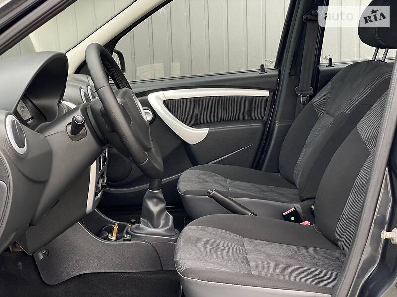 Универсал Dacia Logan 2009 в Дрогобыче