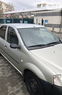 Седан Dacia Logan 2005 в Одессе