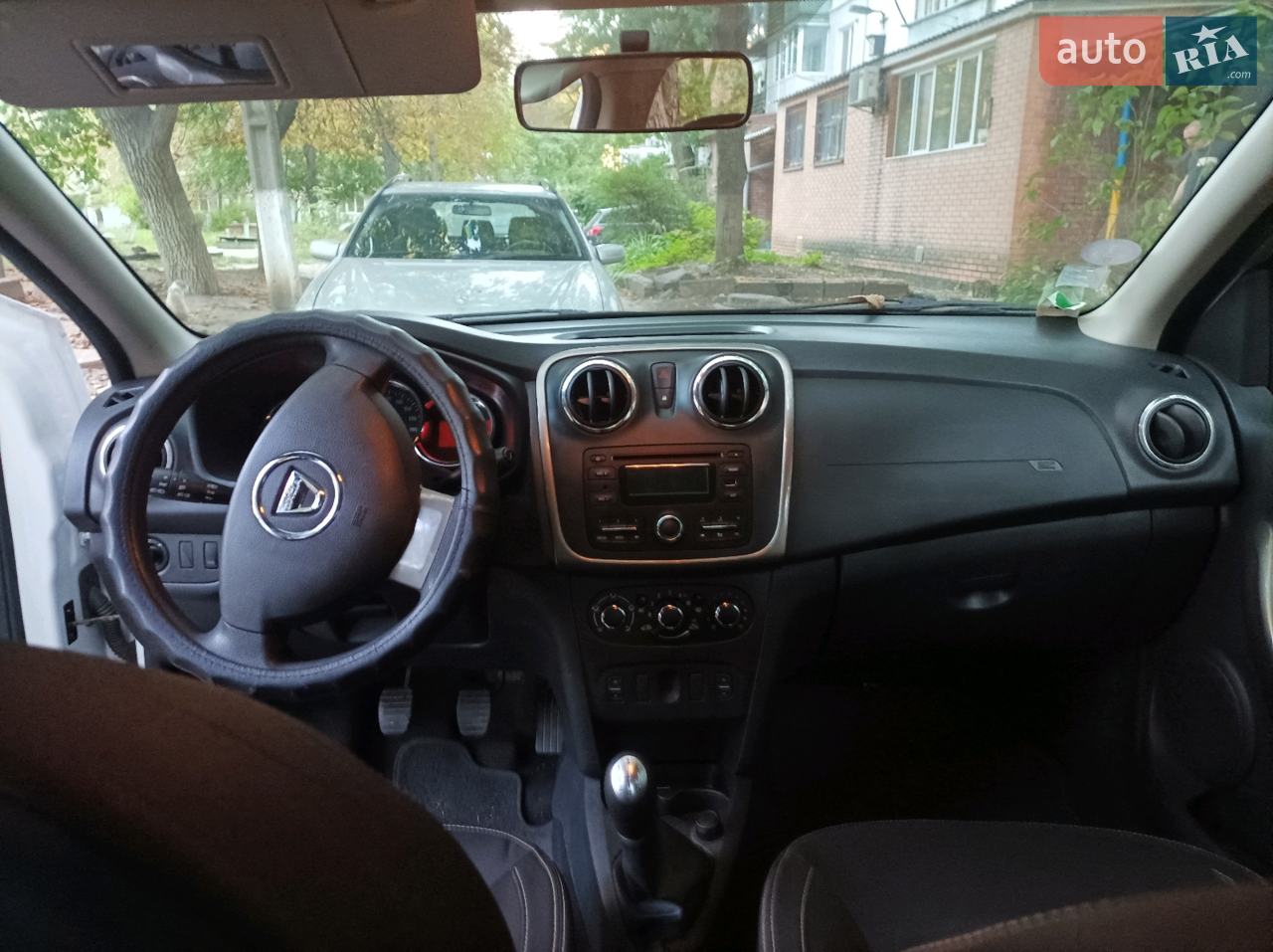 2013 Dacia Logan - мініатюра 10