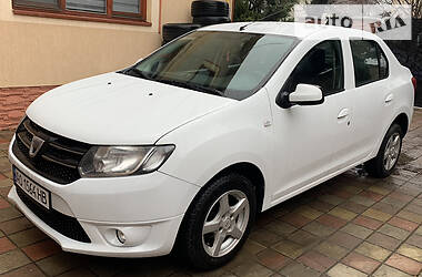 Седан Dacia Logan 2013 в Ужгороде