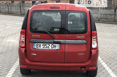 Минивэн Dacia Logan 2011 в Львове