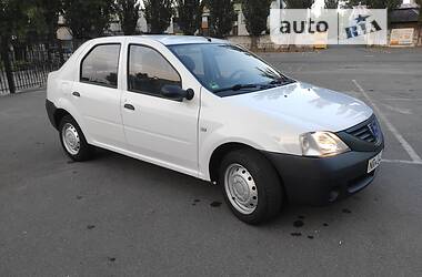 Седан Dacia Logan 2006 в Києві