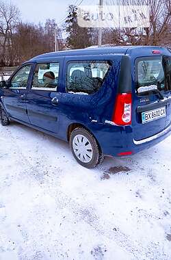 Универсал Dacia Logan 2009 в Новой Ушице