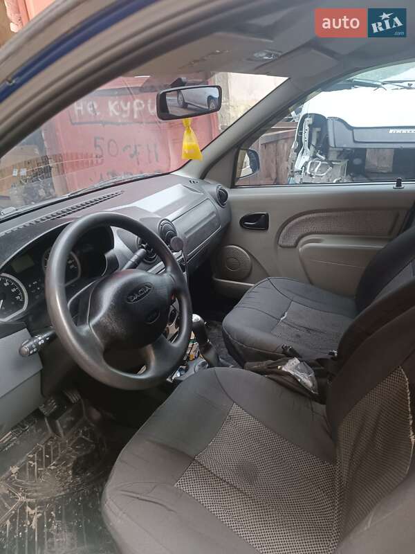 Седан Dacia Logan 2006 в Одессе фото 2 Седан Dacia Logan 2006 в Одессе